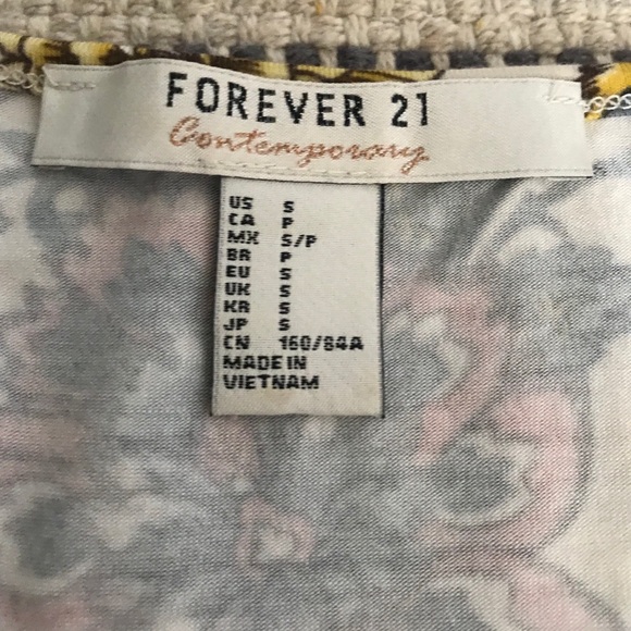 Forever 21 Contemporary cold shoulder dress - Picture 6 of 7